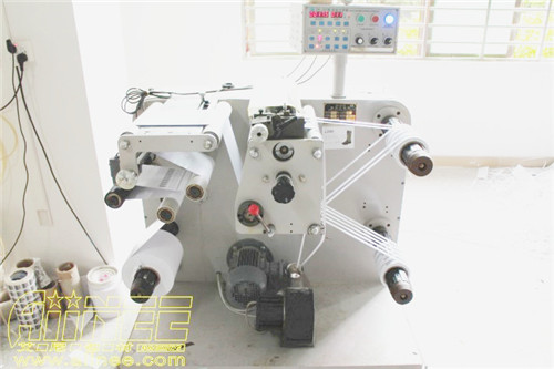 不干胶标签贴纸分条机